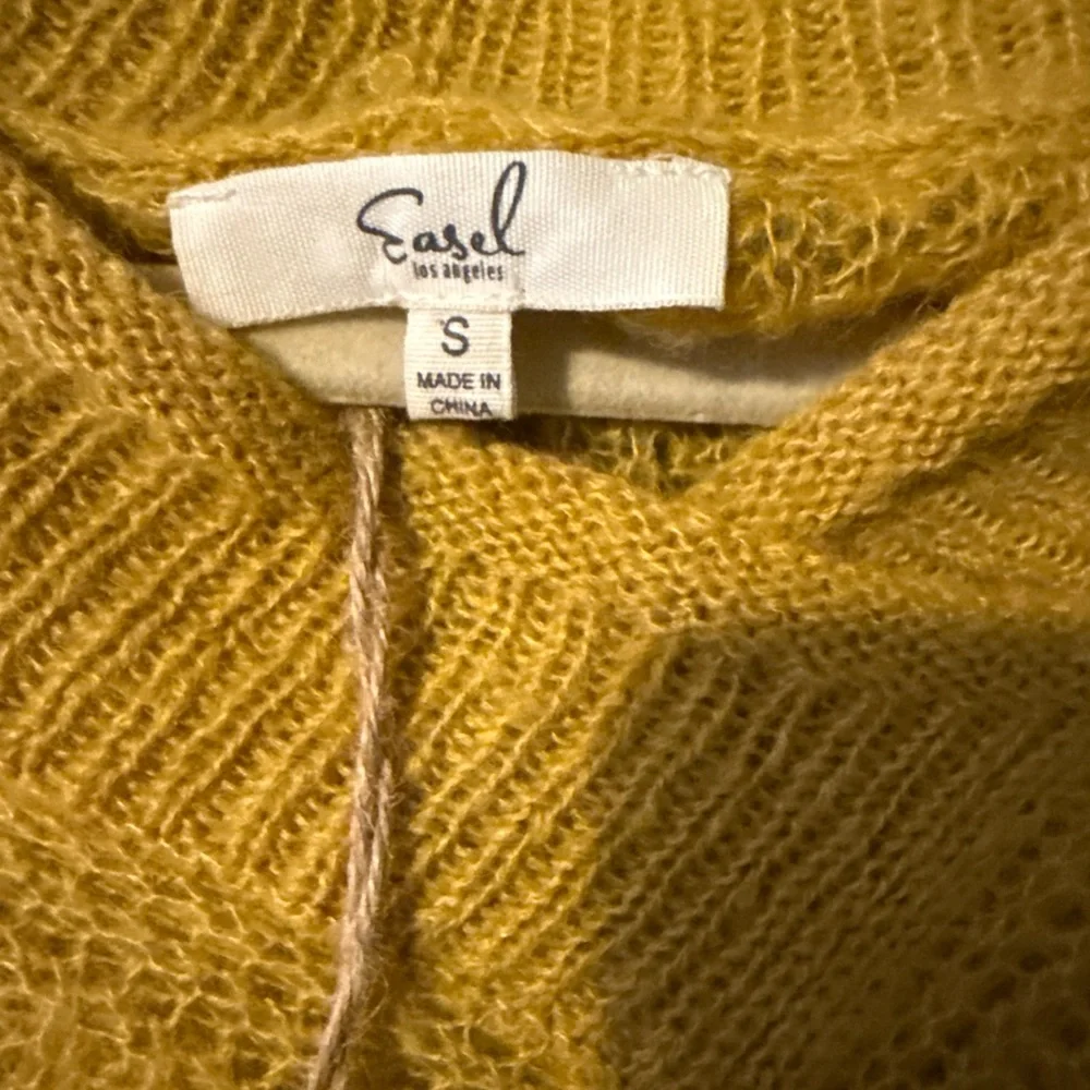 Elegant Sun Burnt Yellow V-Neck Sweater for Women - Picture 6 of 7